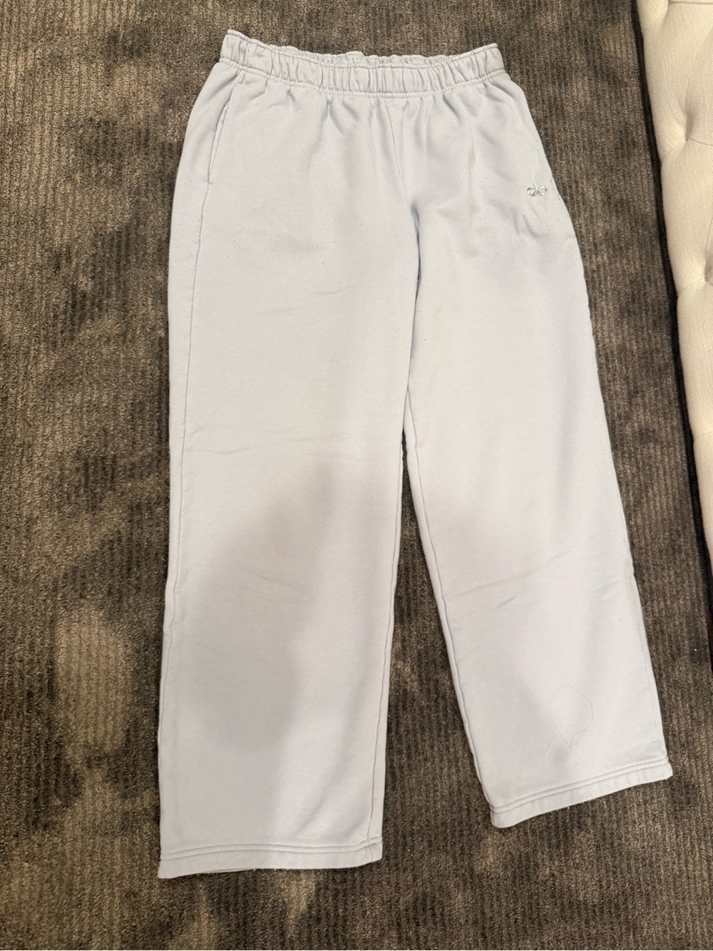 ALO yoga winter frost wide leg sweatpants - Picture 2 of 4